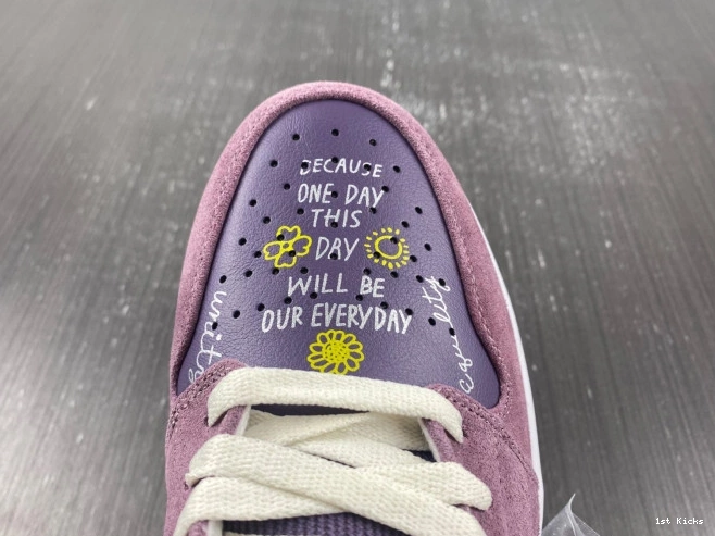 DR8057-500 Air (W) 1 Jordan Low Unity 0705